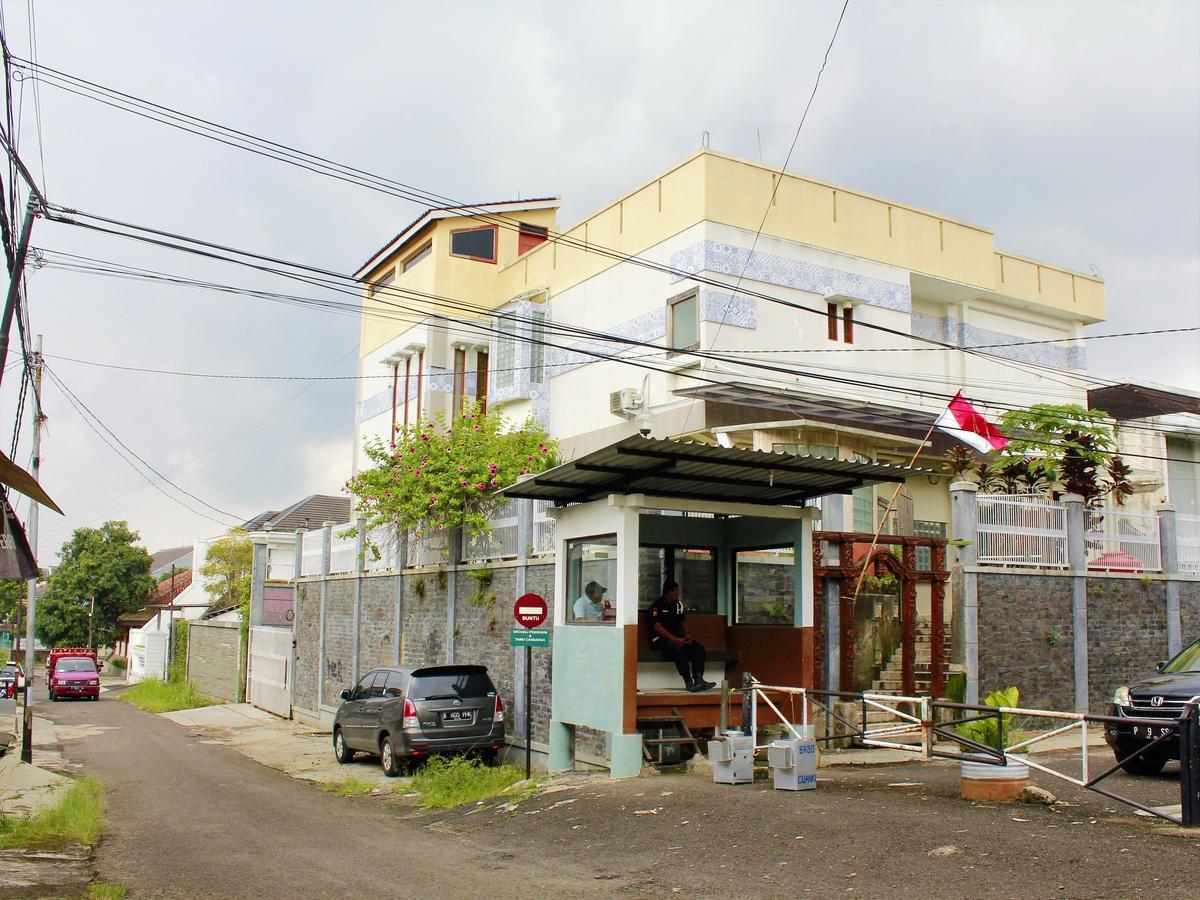 Zen Rooms Cassa Dua Pasteur Bandung Zewnętrze zdjęcie